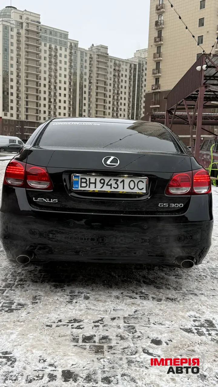Lexus GS - фото 14