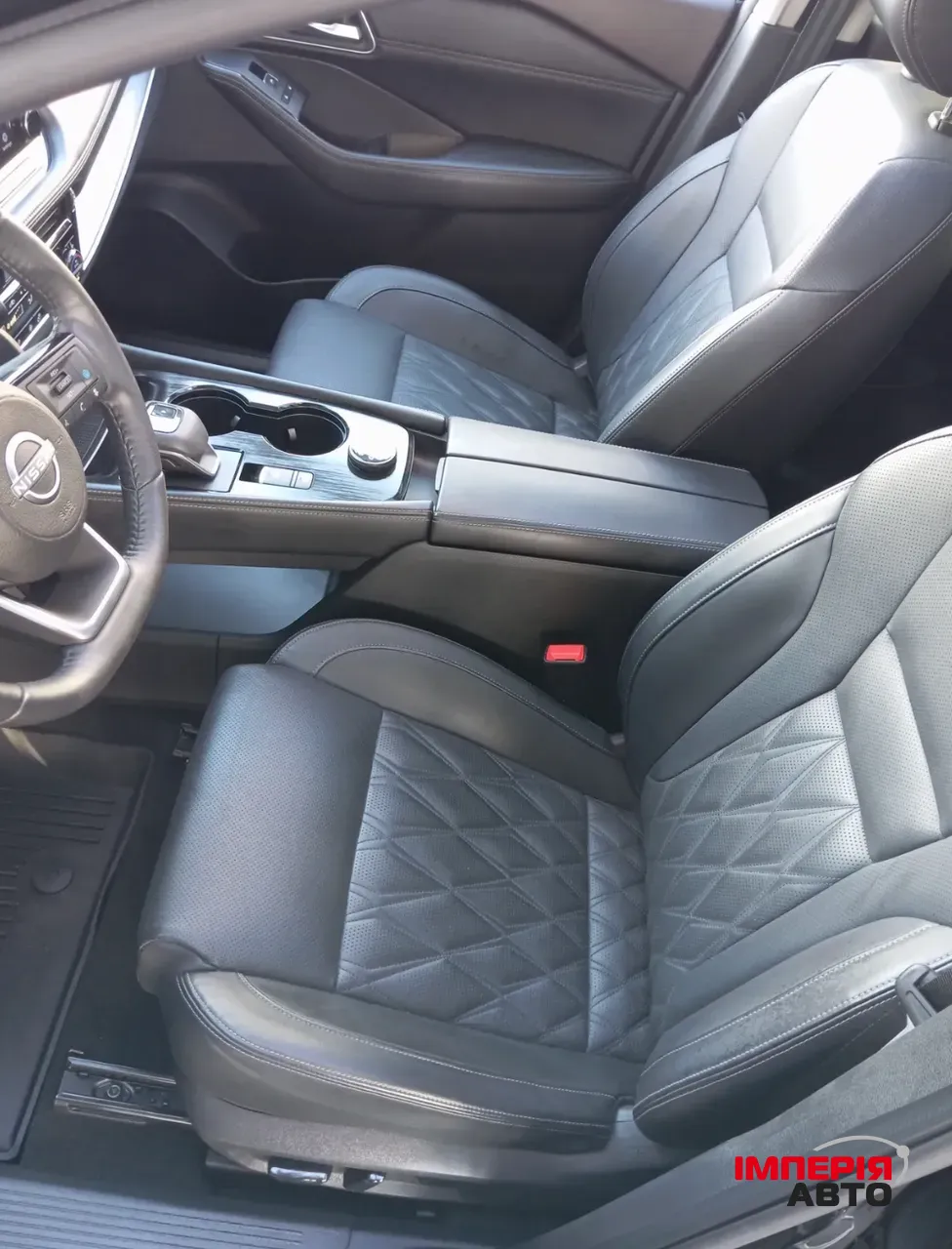 Nissan Rogue - фото 10