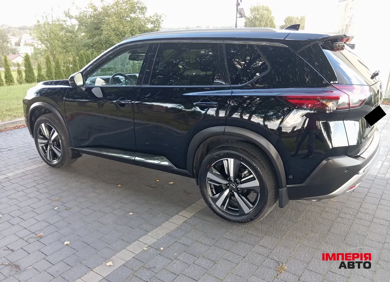 Nissan Rogue - фото 4