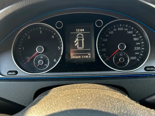 Volkswagen Passat 2012, Київ, $9 800 - зображення 5