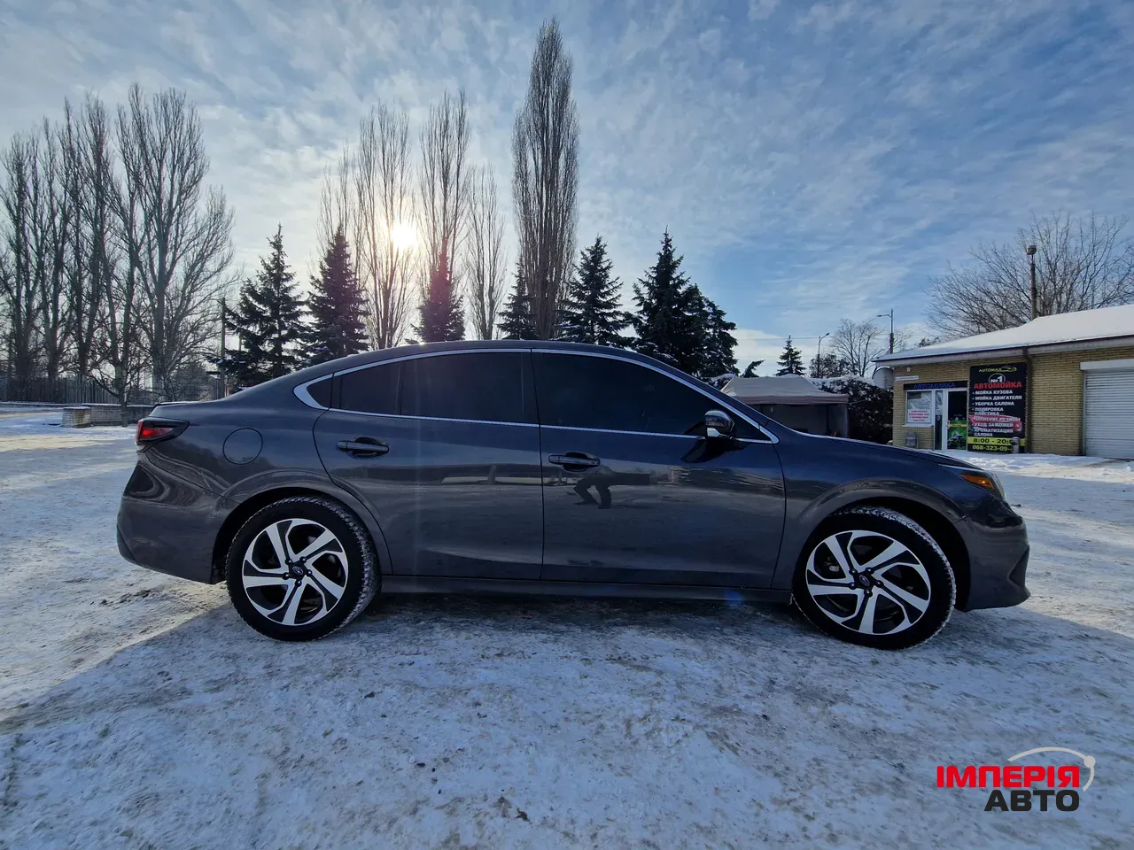 Subaru Legacy - фото 3