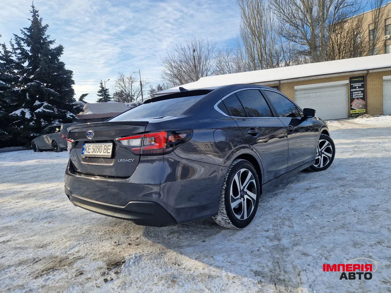 Subaru Legacy - фото 4