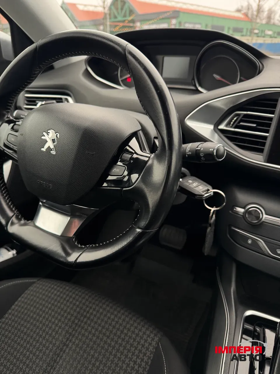 Peugeot 308 - фото 3