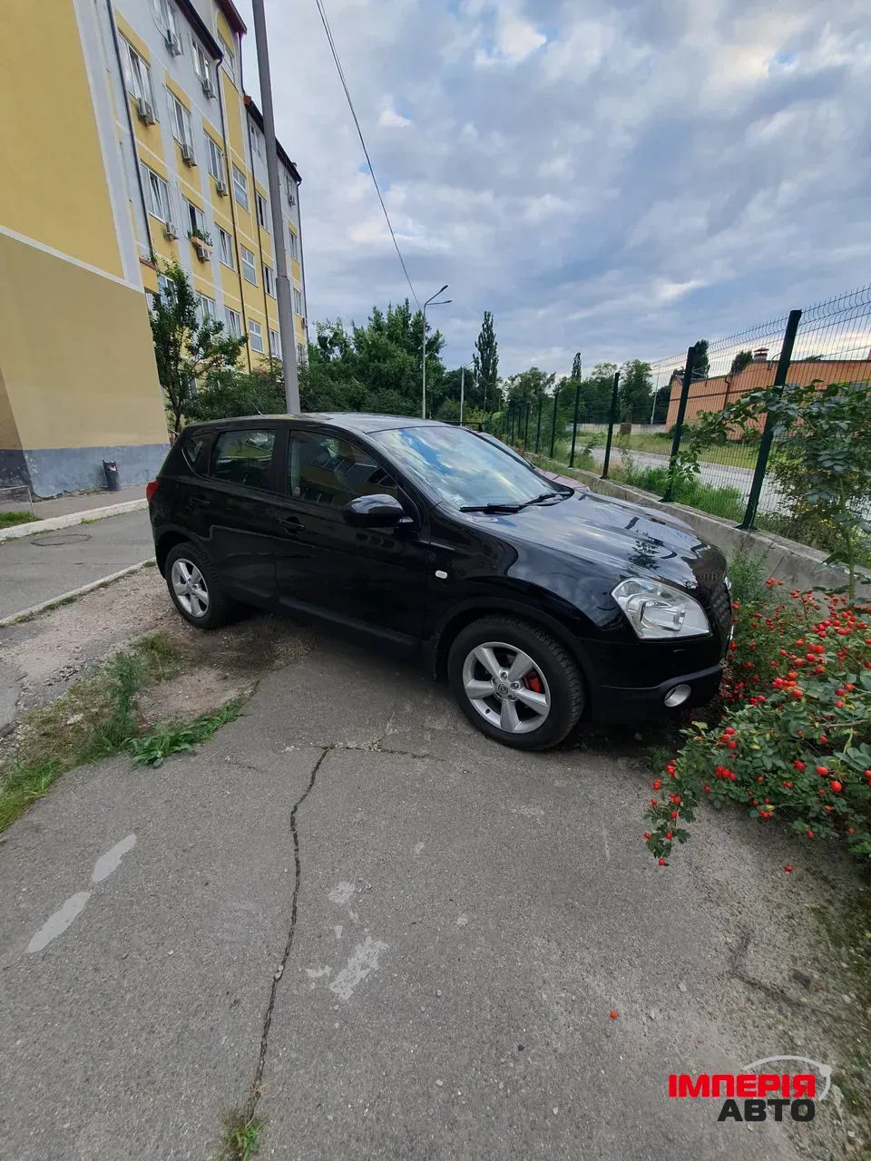 Nissan Qashqai - фото 1