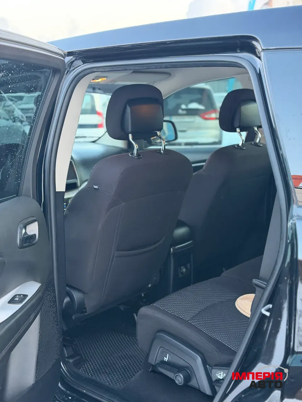 Dodge Journey - фото 8