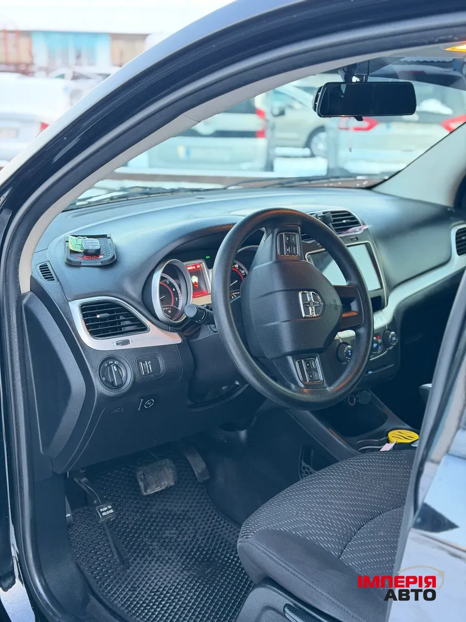 Dodge Journey - фото 7