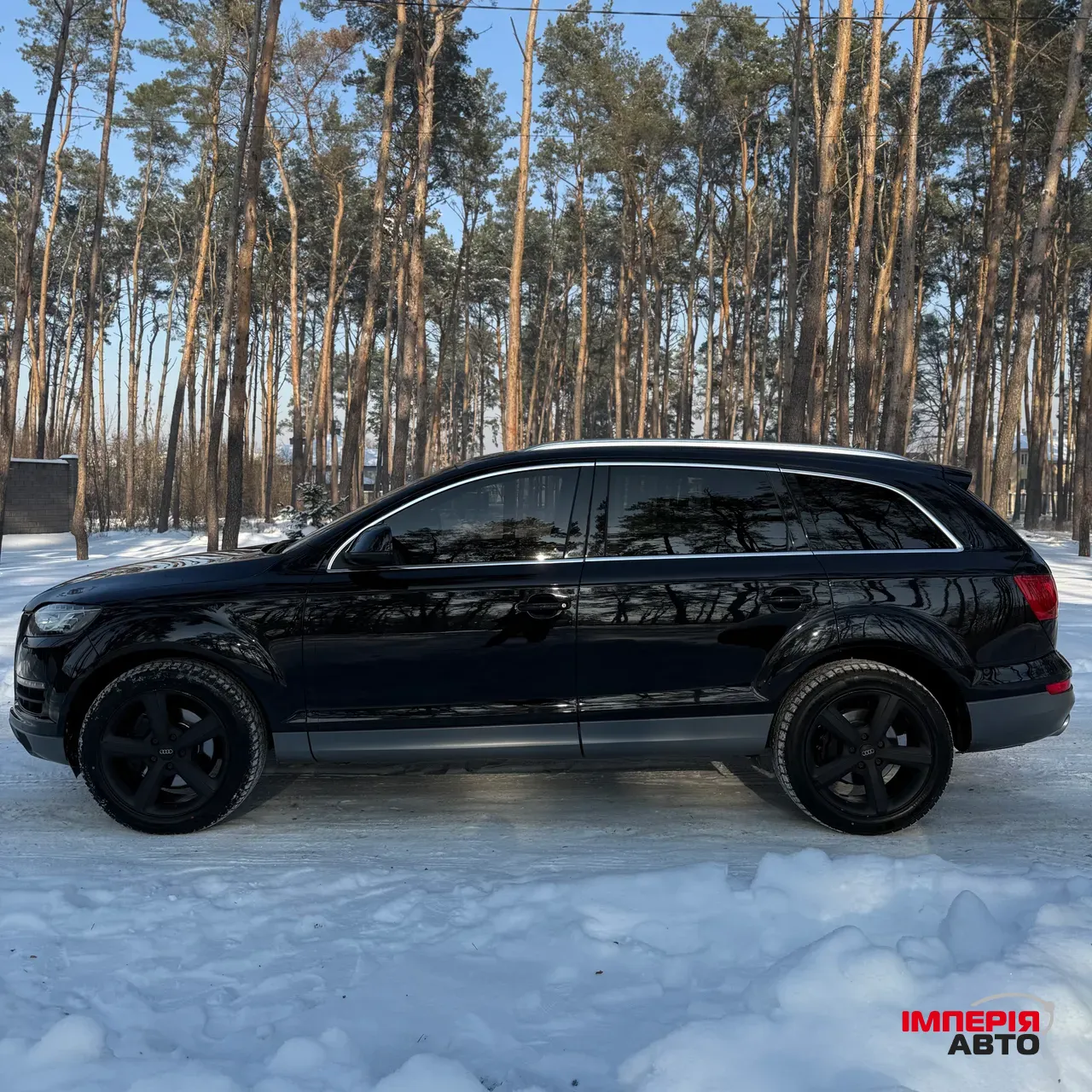 Audi Q7 - фото 8