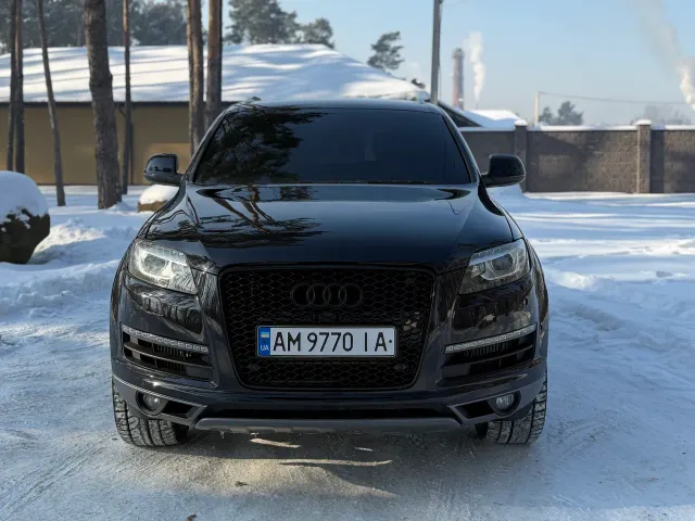 Audi Q7 - фото 3