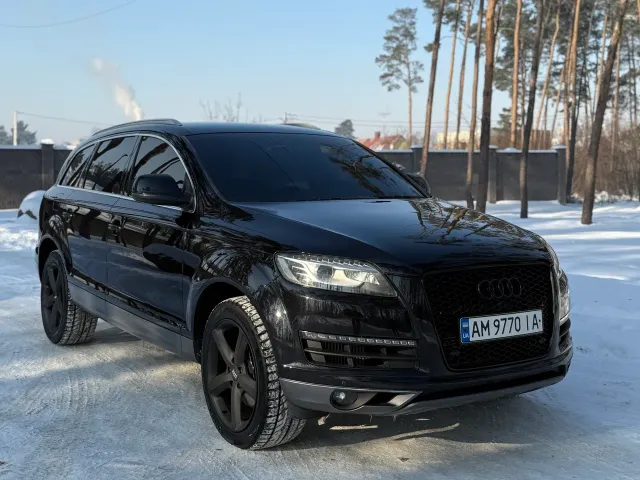 Audi Q7 - фото 4