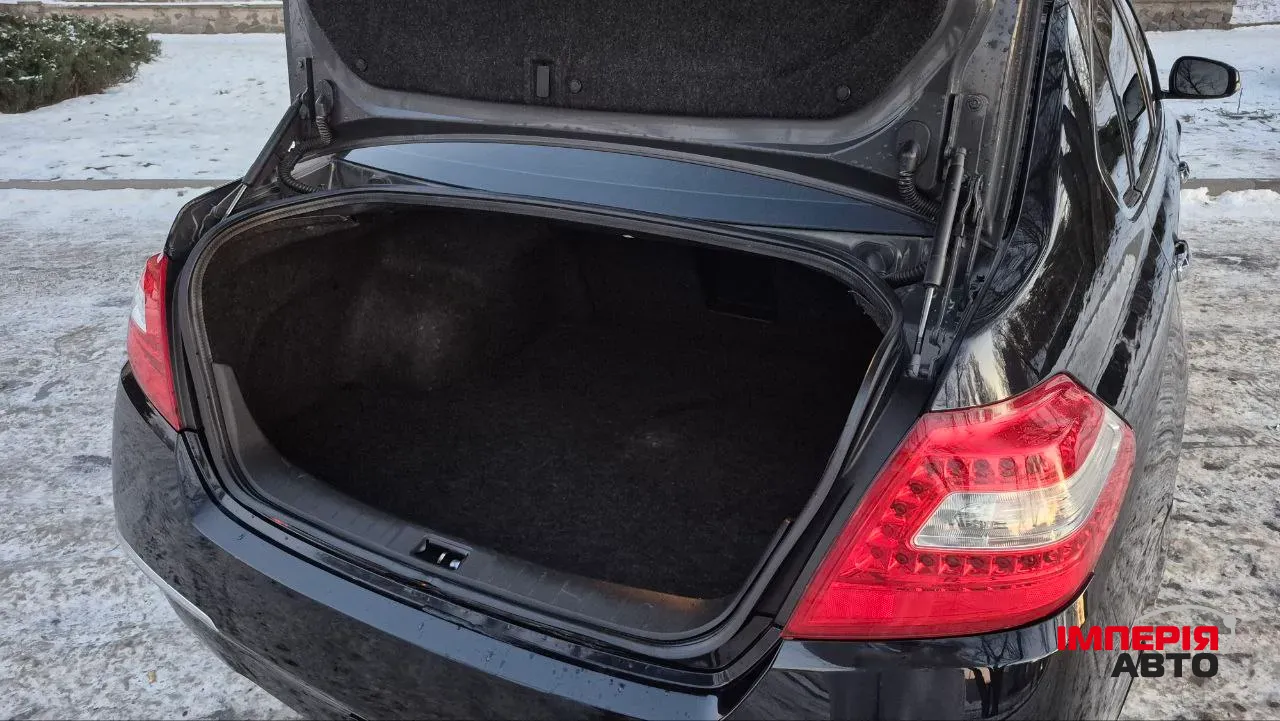 Nissan Teana - фото 10