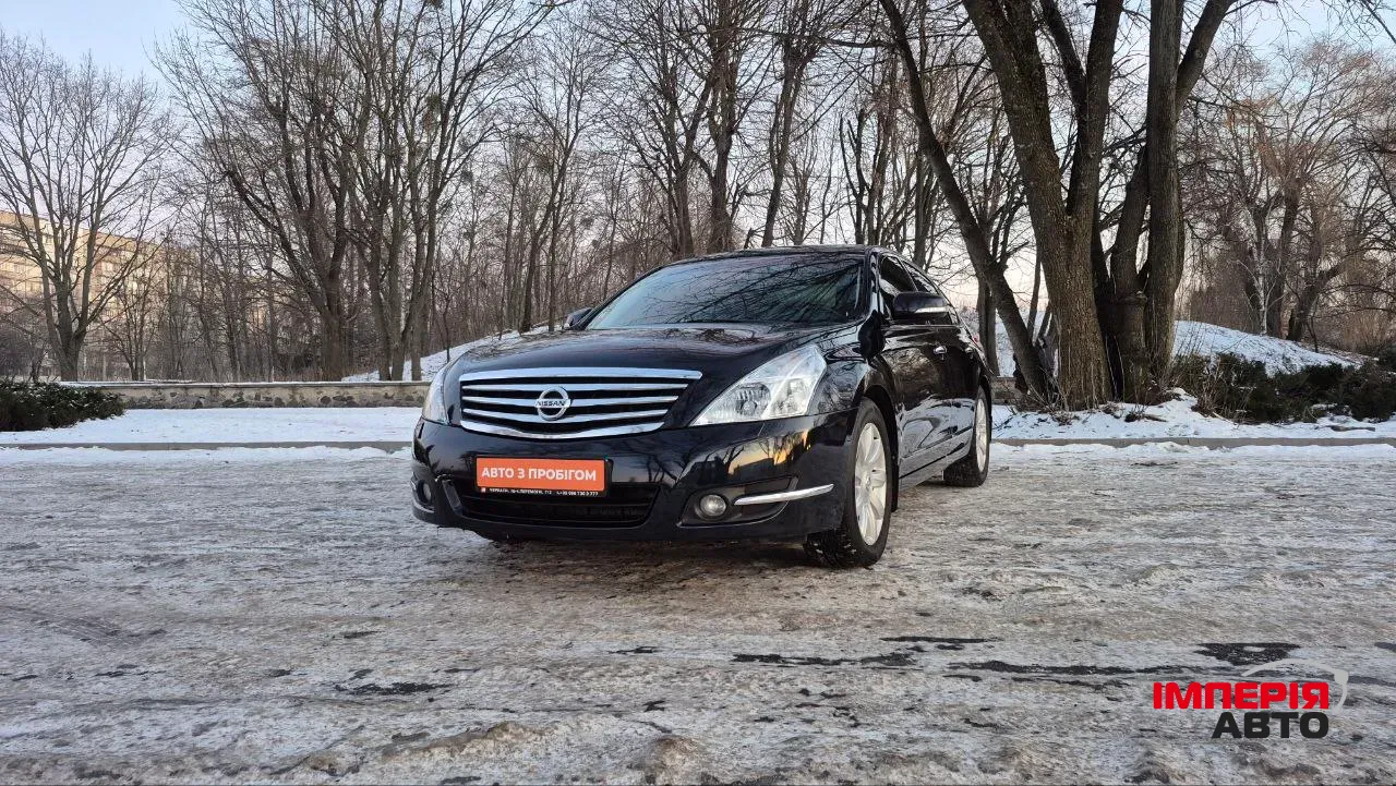 Nissan Teana - фото 1