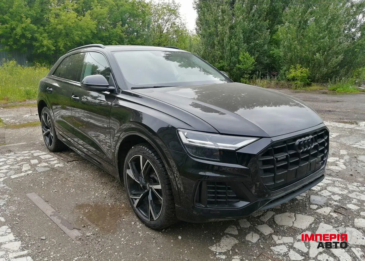 Audi Q8 - фото 1