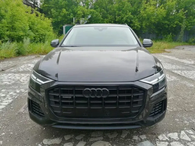 Audi Q8 - фото 3