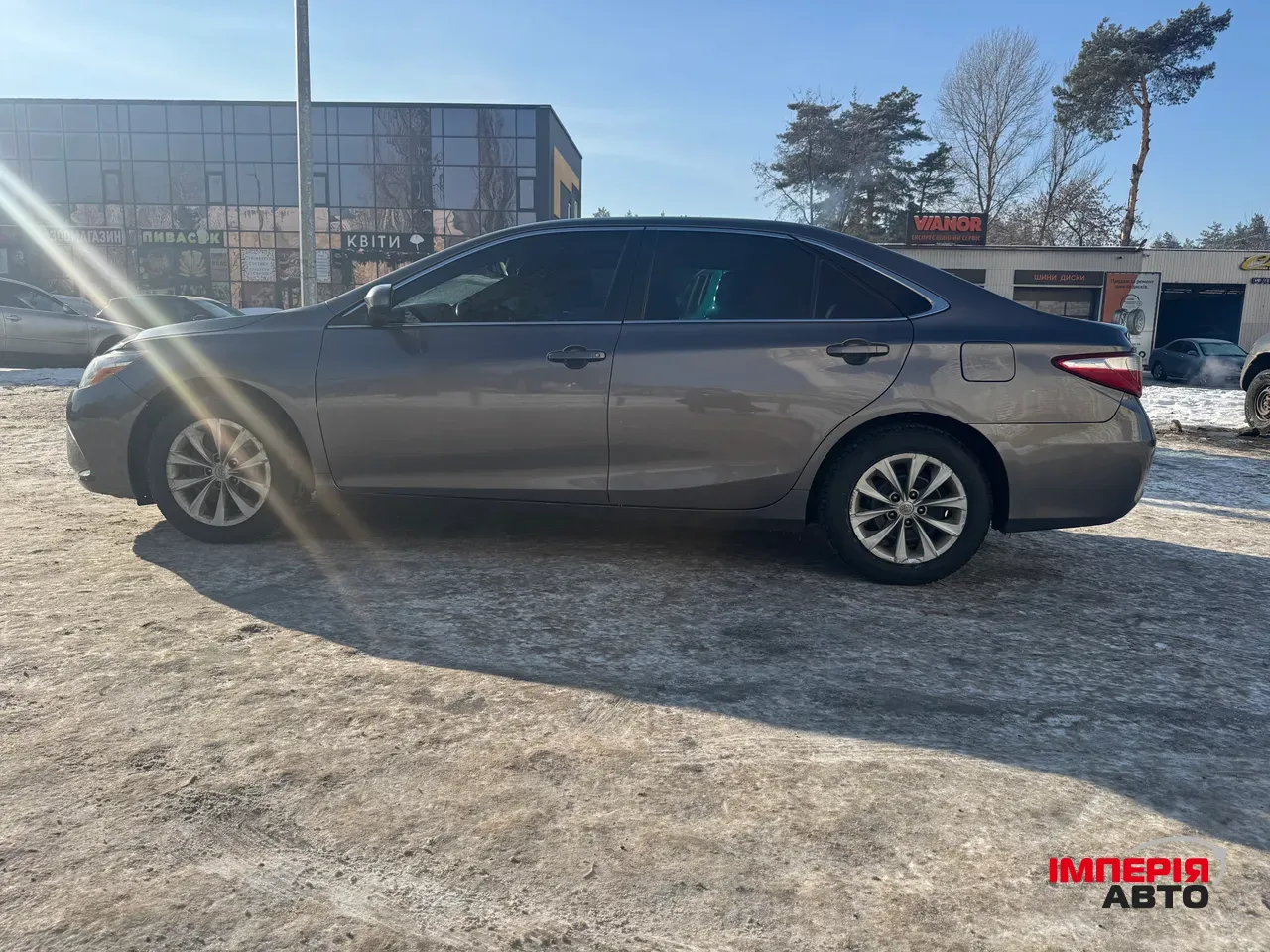 Toyota Camry - фото 6