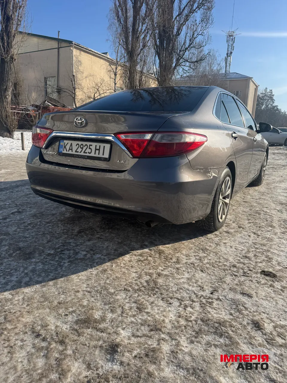 Toyota Camry - фото 4