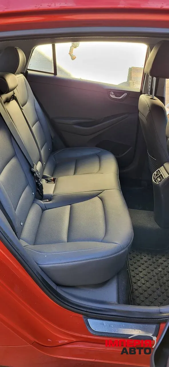 Hyundai IONIQ - фото 9