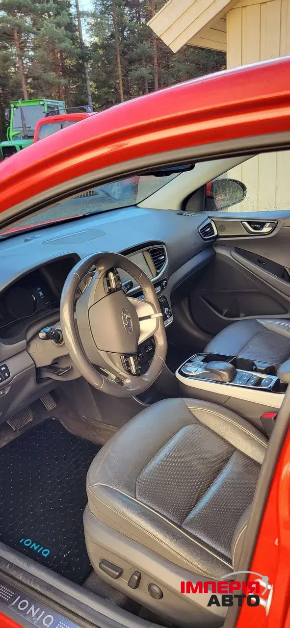Hyundai IONIQ - фото 7