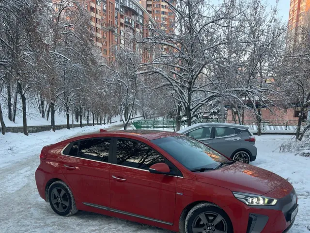 Hyundai IONIQ - фото 4