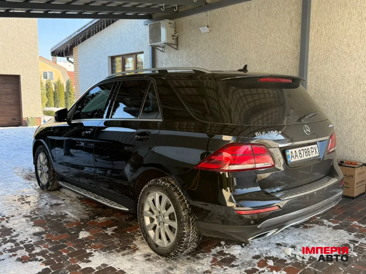 Mercedes-Benz GLE - фото 29