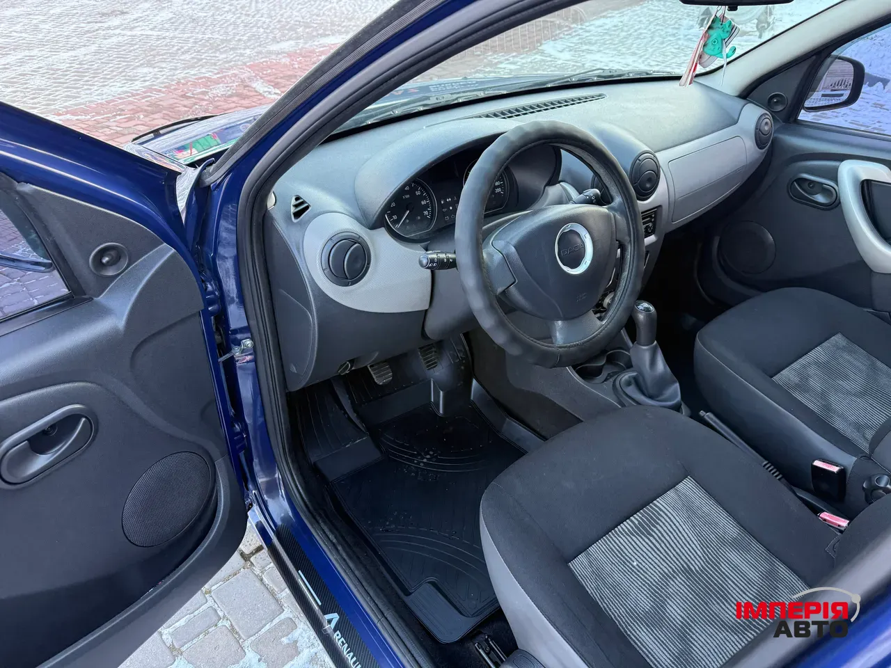 Dacia Sandero - фото 10