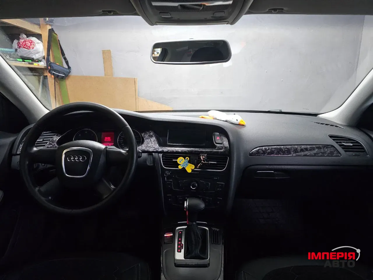 Audi A4 - фото 7