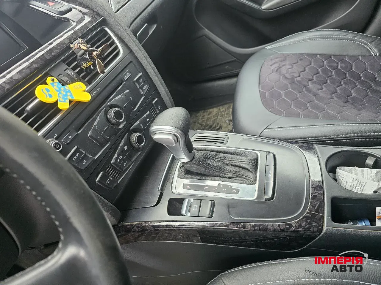 Audi A4 - фото 13