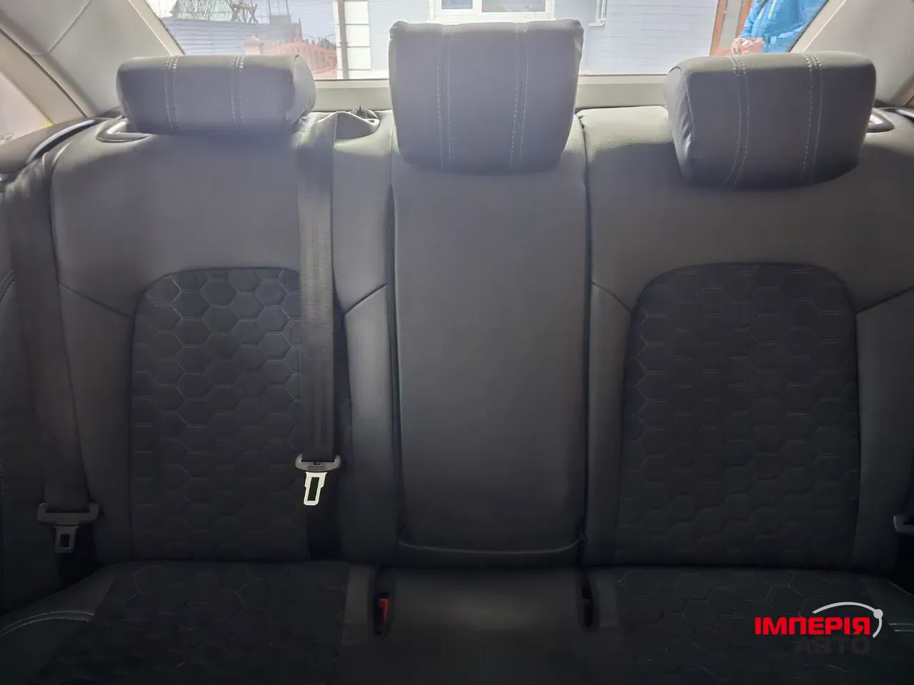 Audi A4 - фото 15