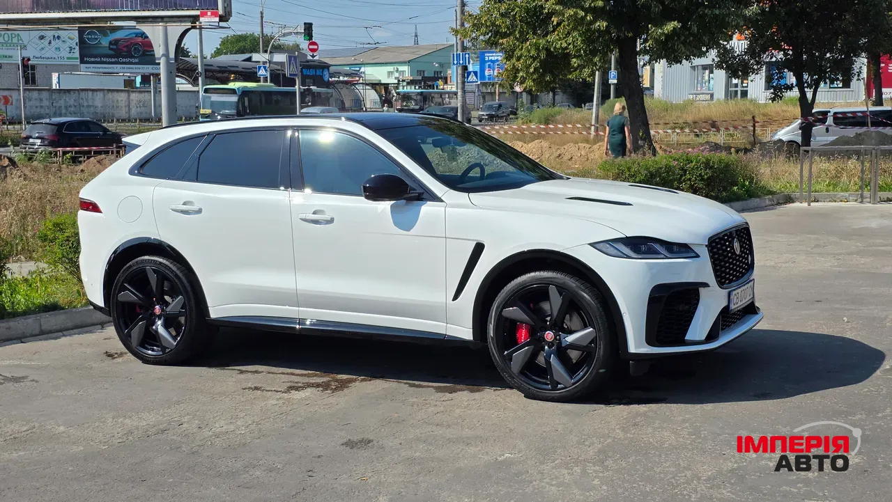 Jaguar F-Pace - фото 1