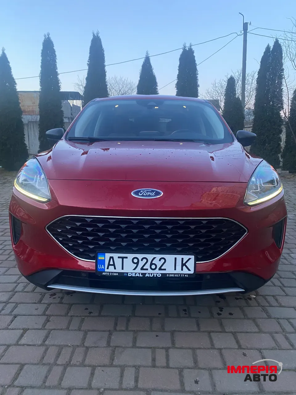 Ford Escape - фото 1