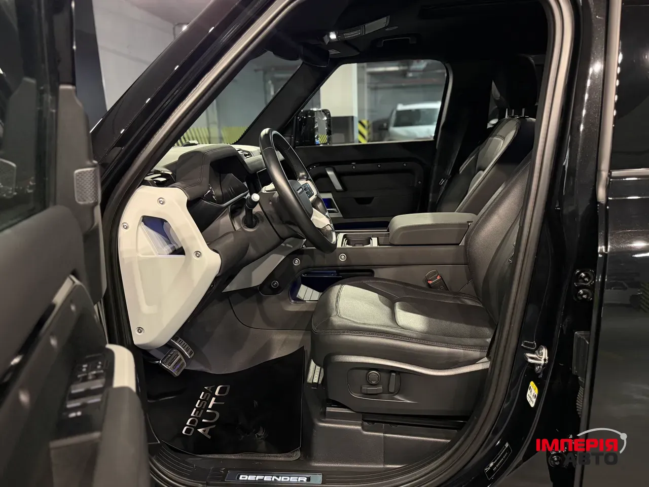 Land Rover Defender - фото 16