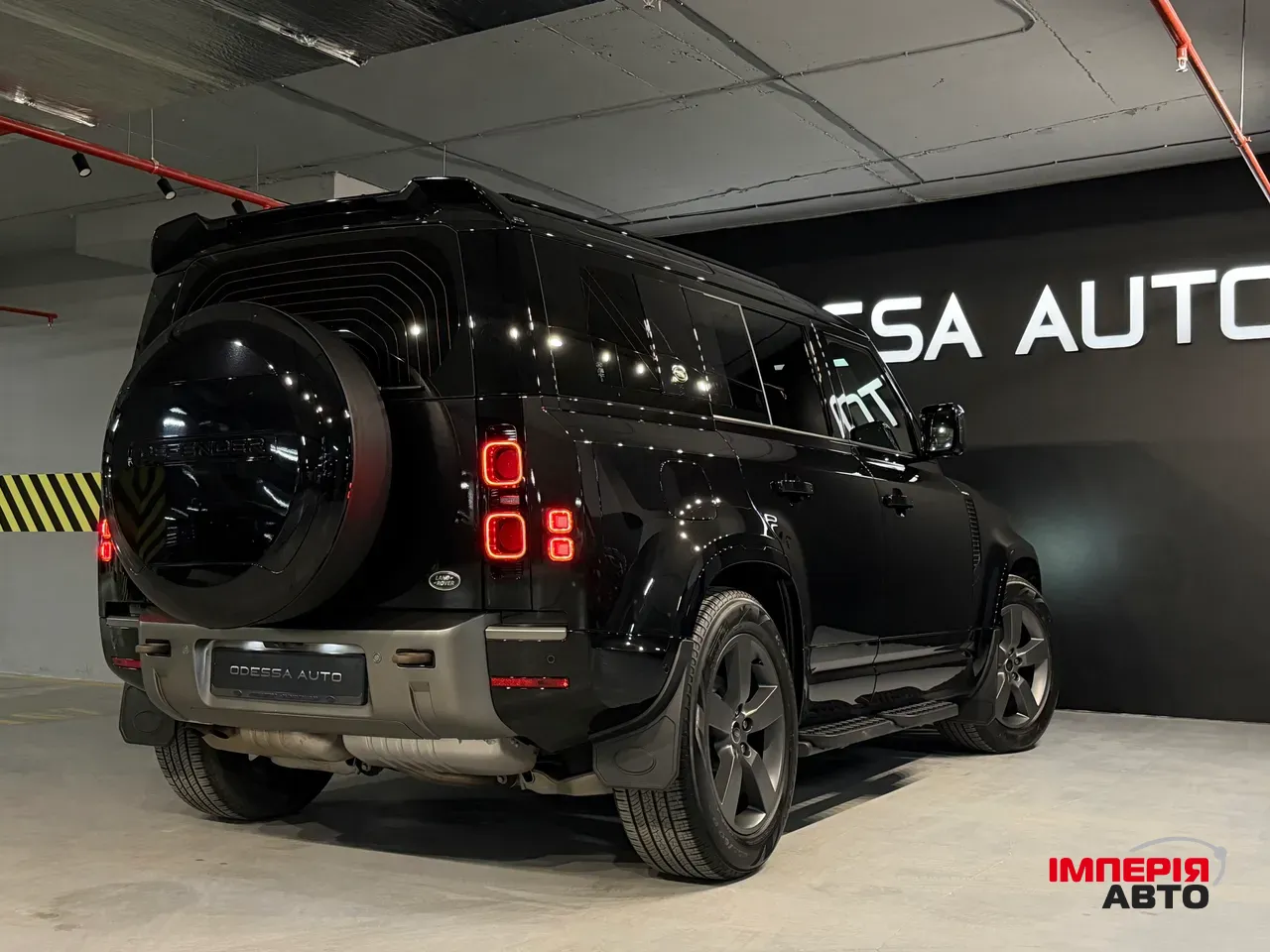 Land Rover Defender - фото 11