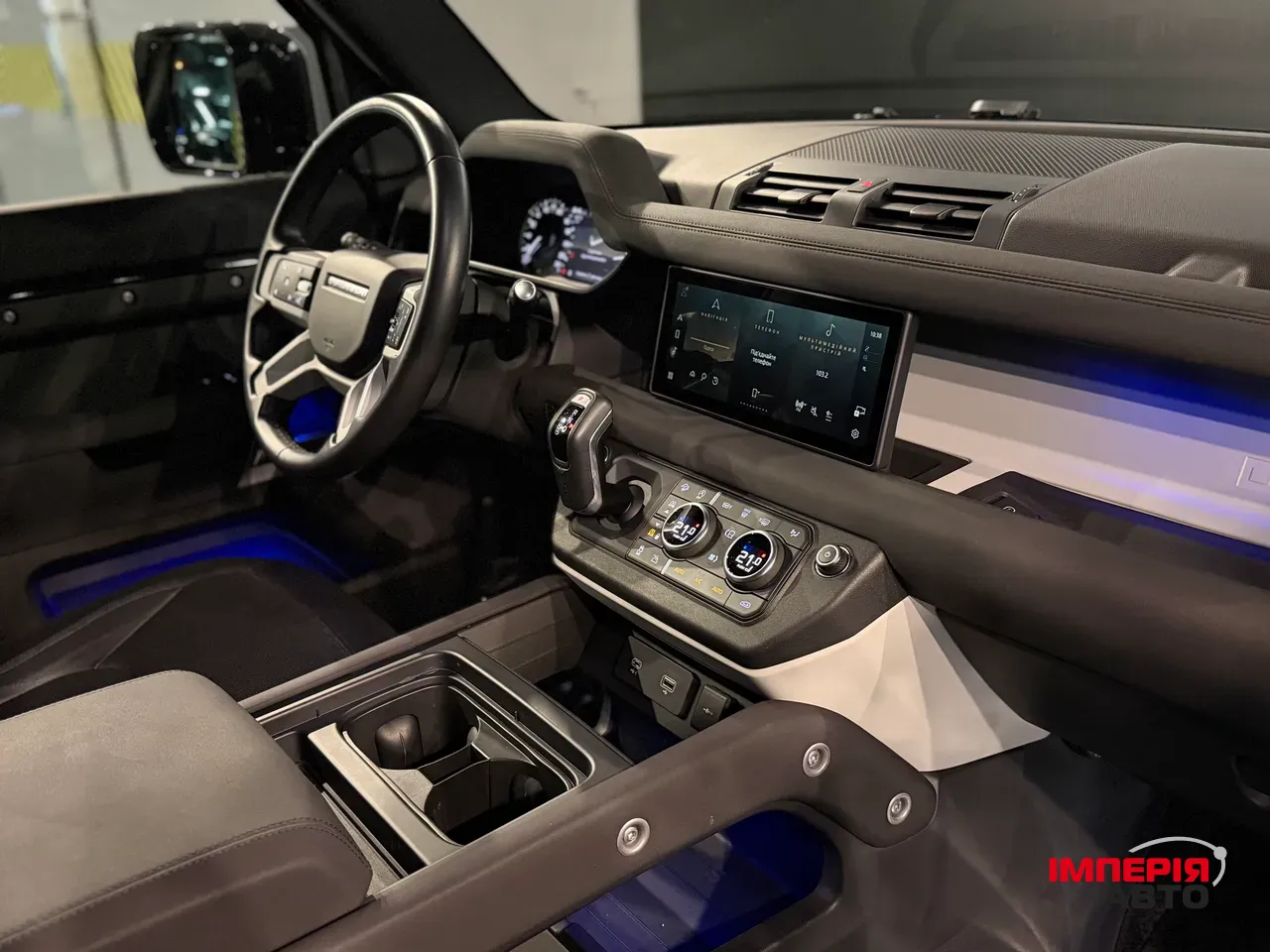 Land Rover Defender - фото 25