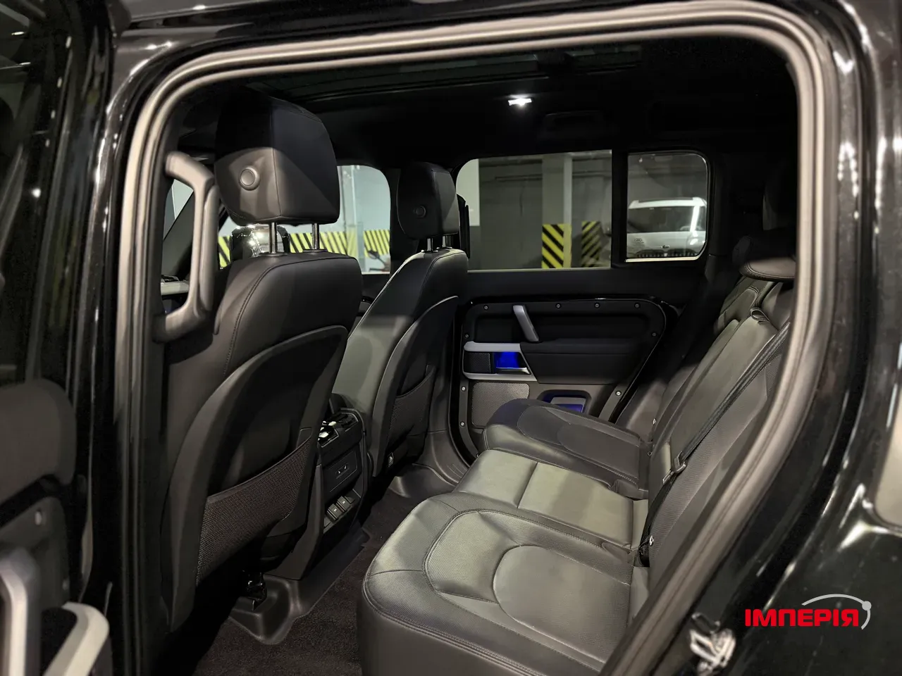 Land Rover Defender - фото 18