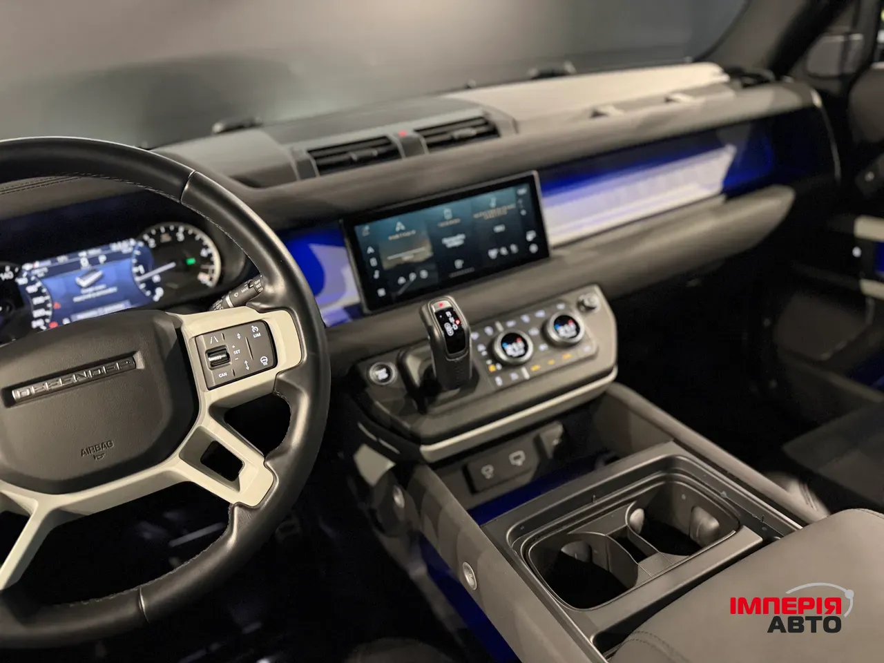 Land Rover Defender - фото 21