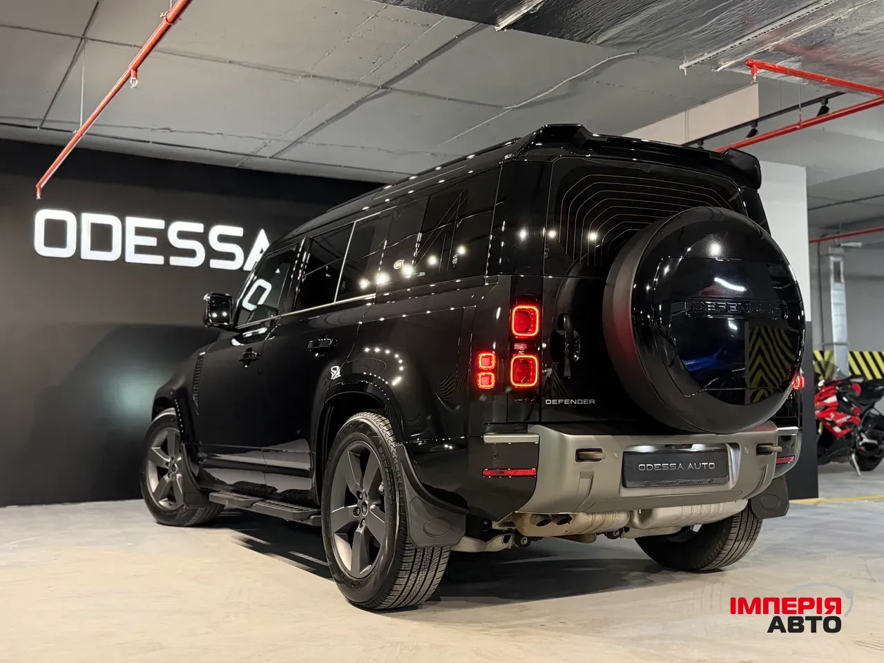 Land Rover Defender - фото 12