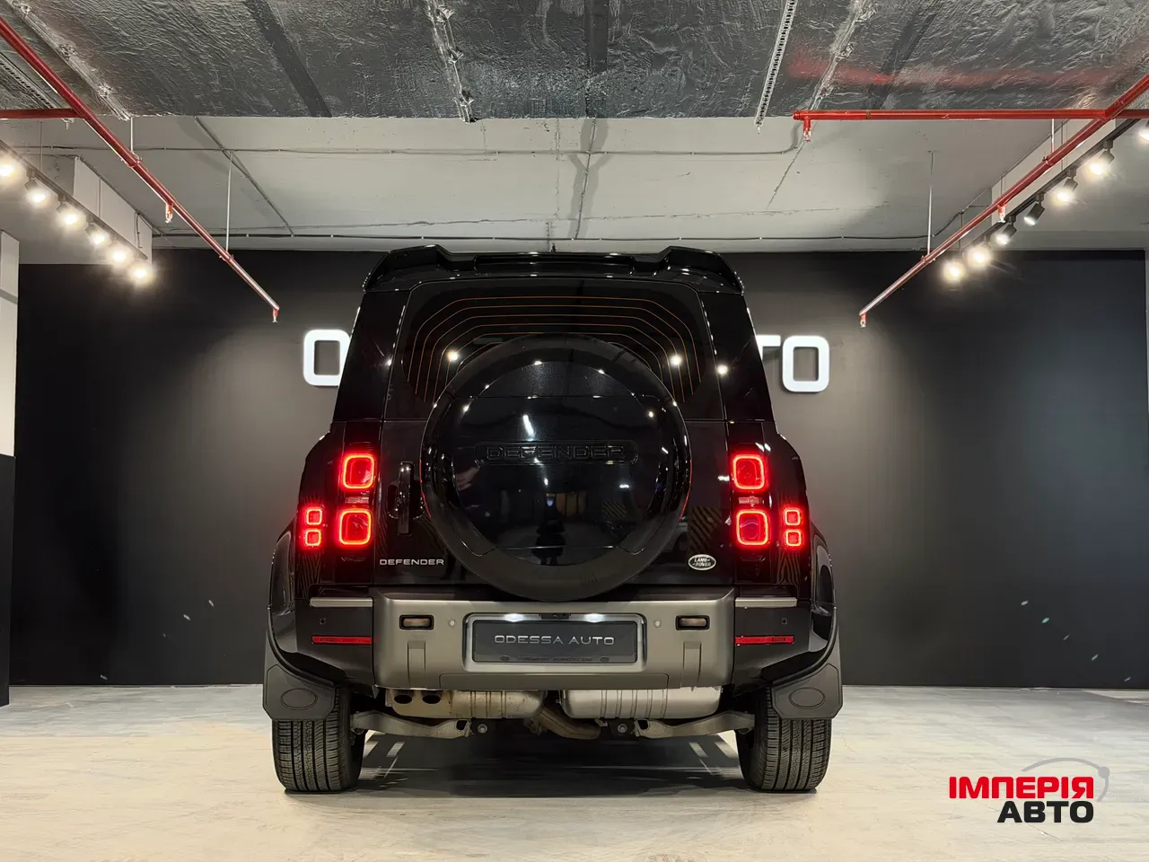 Land Rover Defender - фото 9