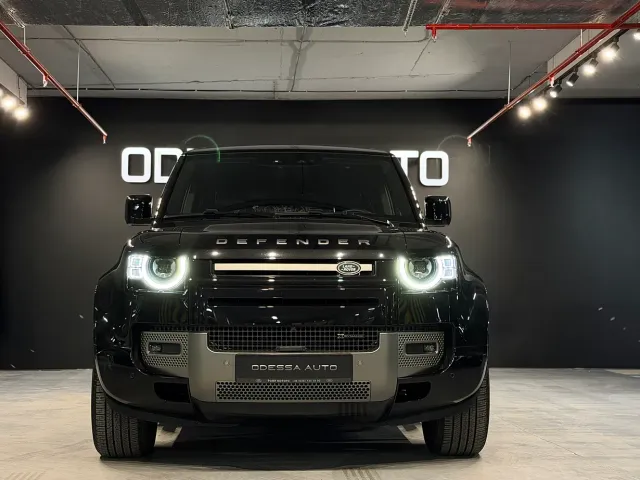 Land Rover Defender - фото 1