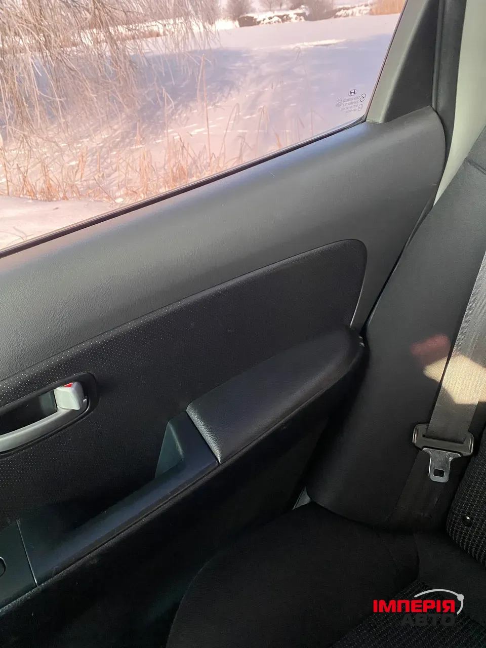 Hyundai Elantra - фото 7