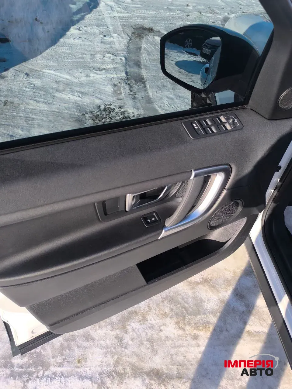 Land Rover Discovery Sport - фото 16