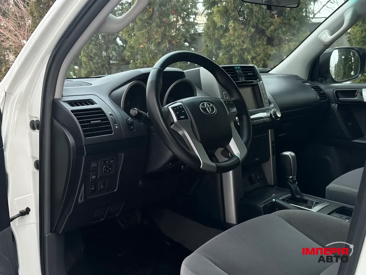 Toyota Land Cruiser Prado - фото 7