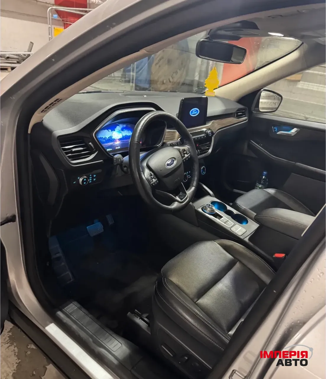 Ford Escape - фото 6