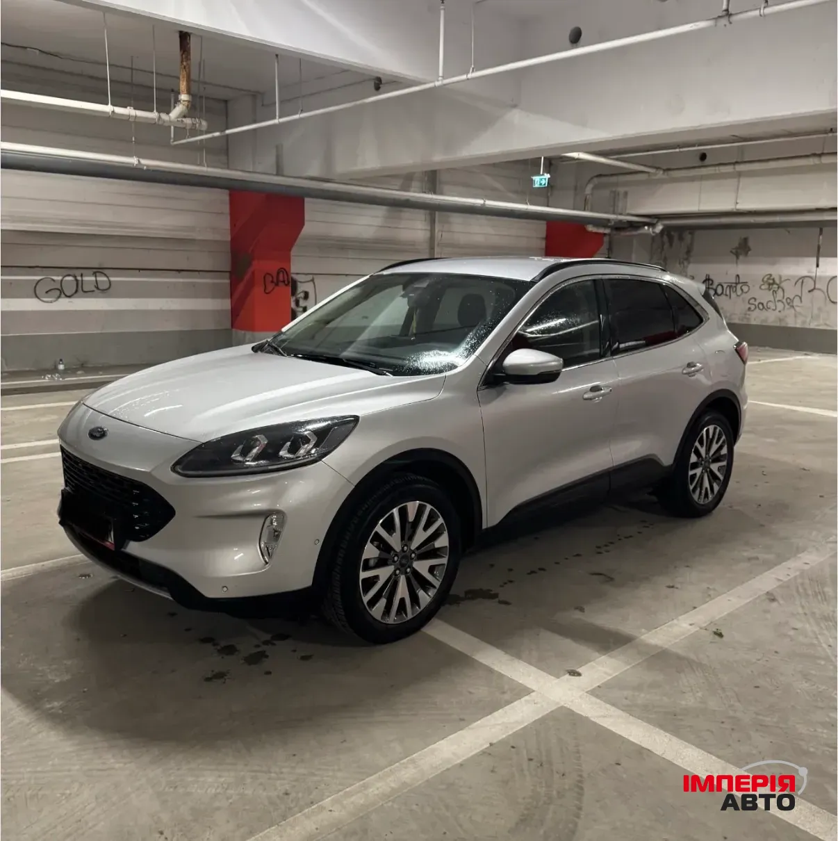 Ford Escape - фото 1