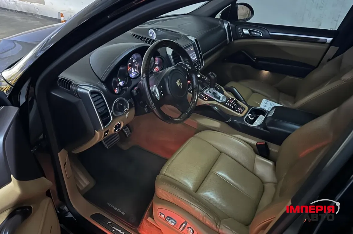 Porsche Cayenne - фото 5