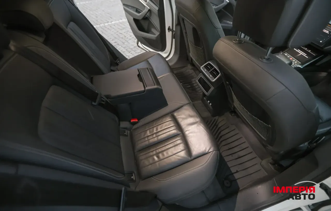 Audi e-tron - фото 20