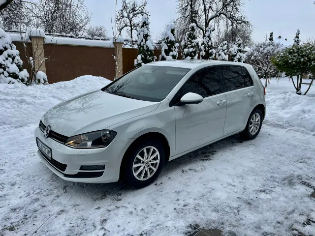 Volkswagen Golf - фото 3