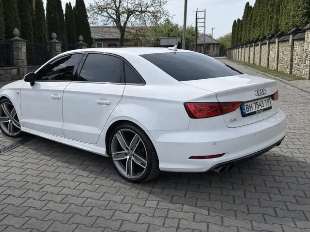 Audi A3 - фото 2