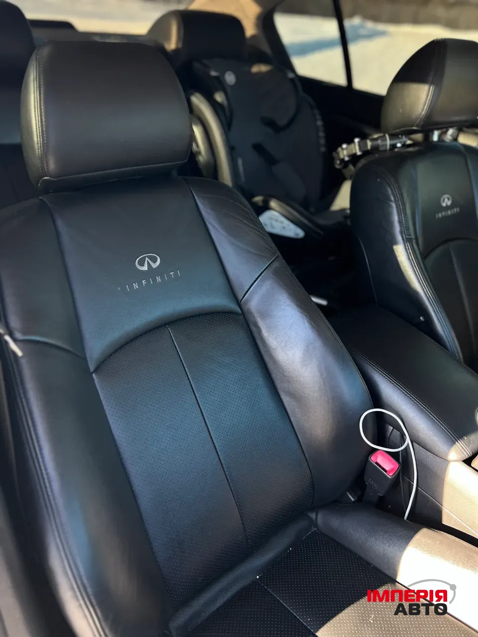 Infiniti G - фото 14