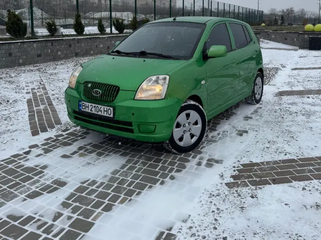 Kia Picanto - фото 1