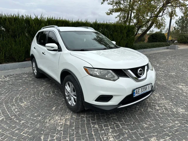 Nissan Rogue - фото 1