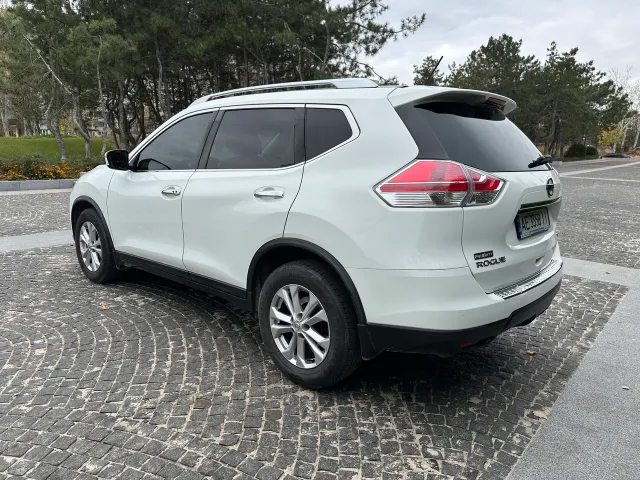 Nissan Rogue - фото 4